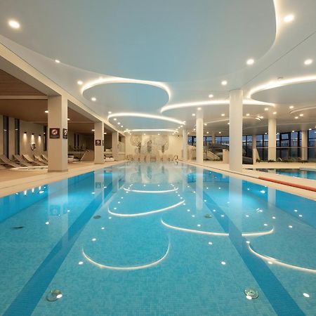 Family Apartment With Gym And Swimming Pool By Renters Prestige Kołobrzeg Exterior foto