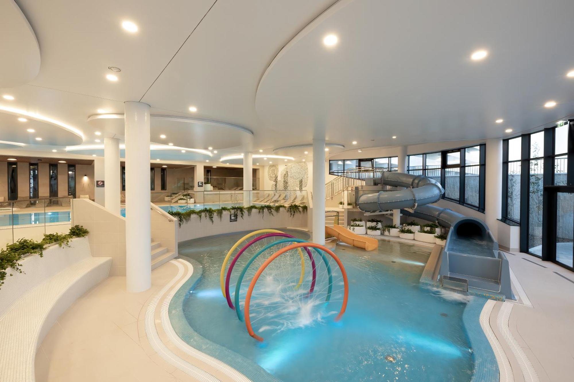 Family Apartment With Gym And Swimming Pool By Renters Prestige Kołobrzeg Exterior foto